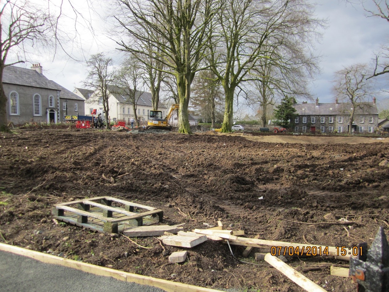 Work begins on the Square 2014